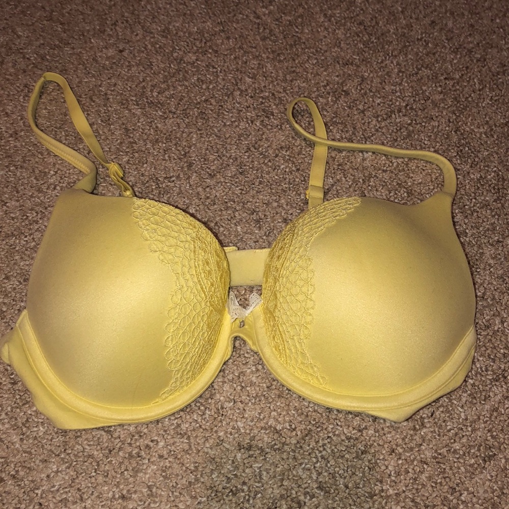 Victoria’s Secret bra